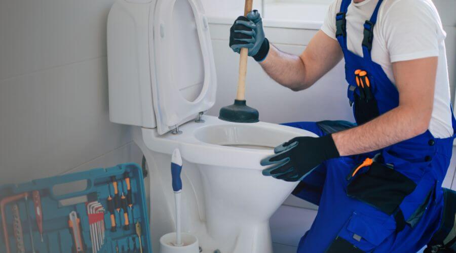 Professional same day plumber in San Ygnacio, TX