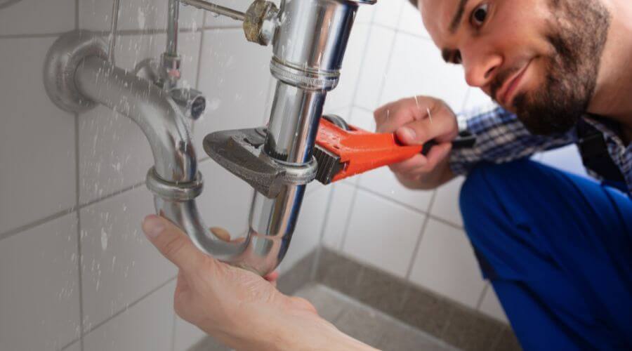 Professional same day plumber services in San Ygnacio, TX
